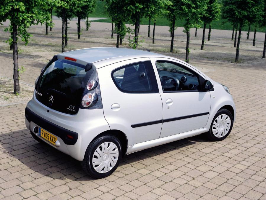  Citroen C1 5-Door 2005 года  (UK) (фото 10 из 11)